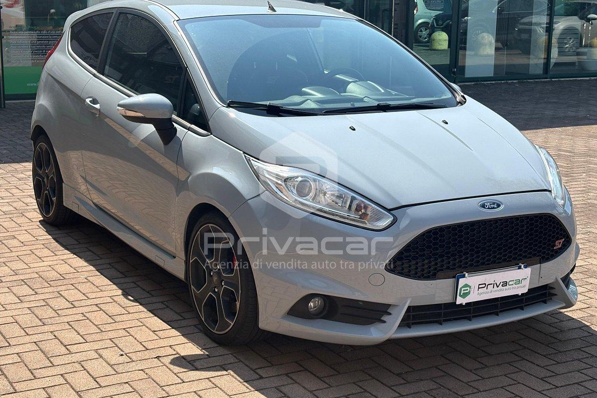 FORD Fiesta 1.6 200CV 3 porte ST 200