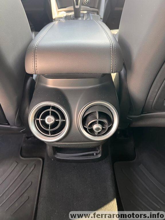 Alfa Romeo Stelvio 2.0 Turbo 280 CV AT8 Q4 Executive