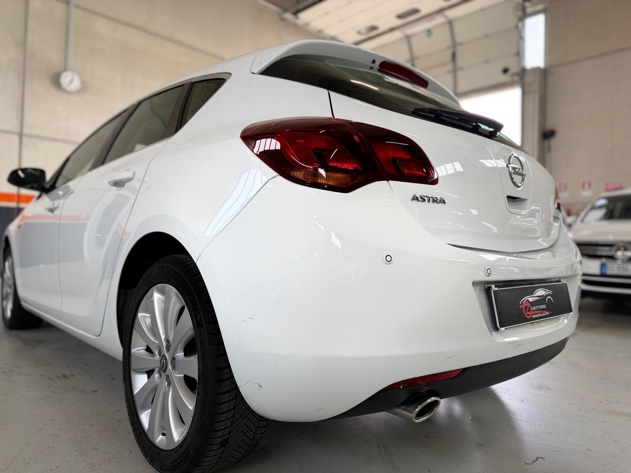 Opel Astra 1.4 Turbo 140CV 5 porte aut. Cosmo NEOPATENTATI