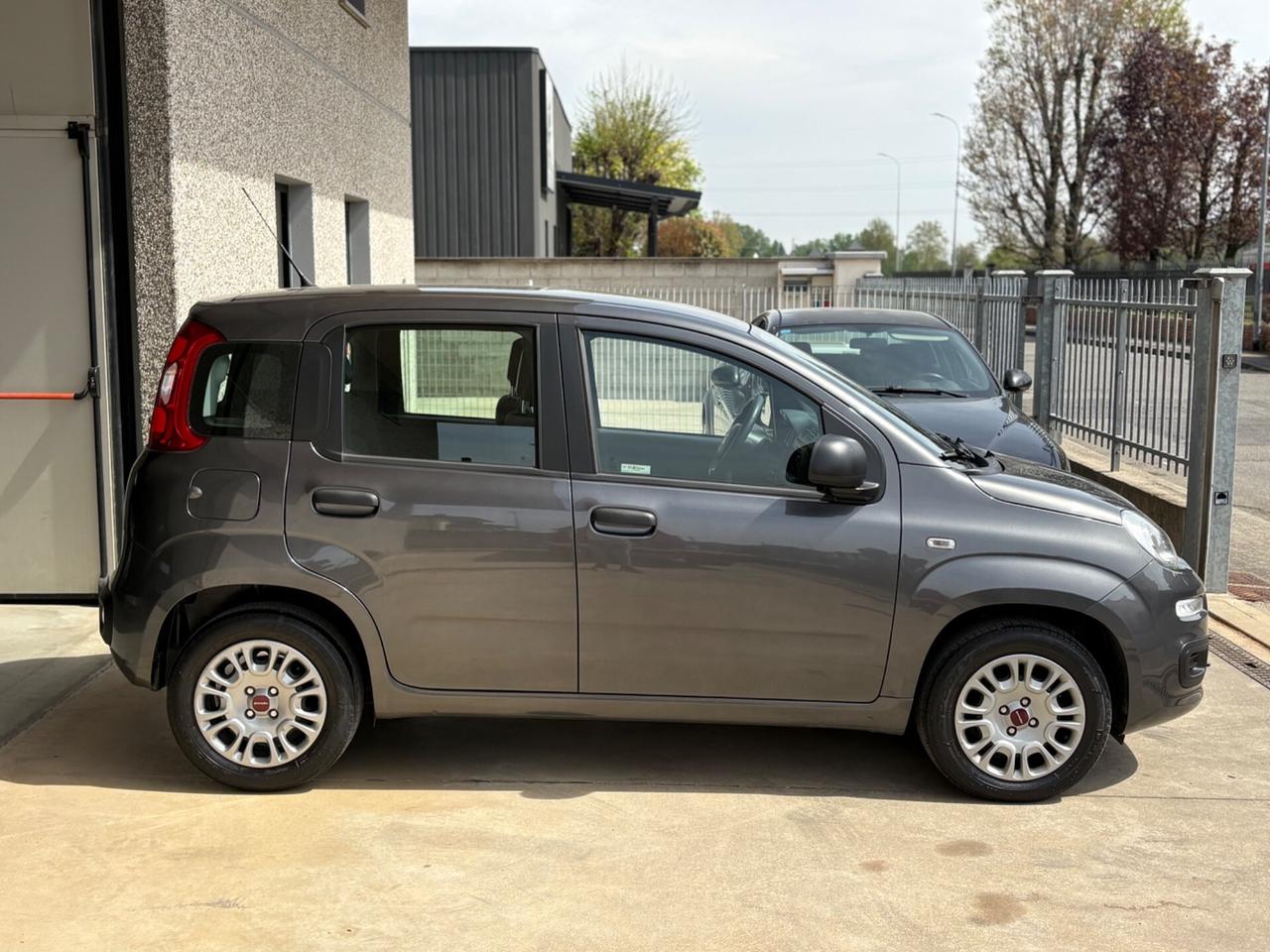 Fiat Panda 1.2 Lounge NEOPATENTATI 54.000 KM