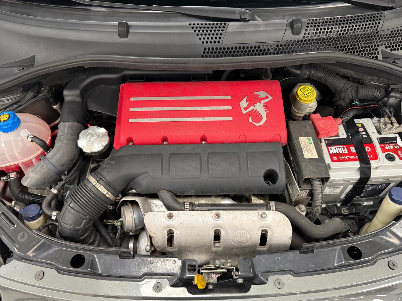 Abarth 595 1.4 Turbo T-Jet 160 CV MTA Turismo 2015