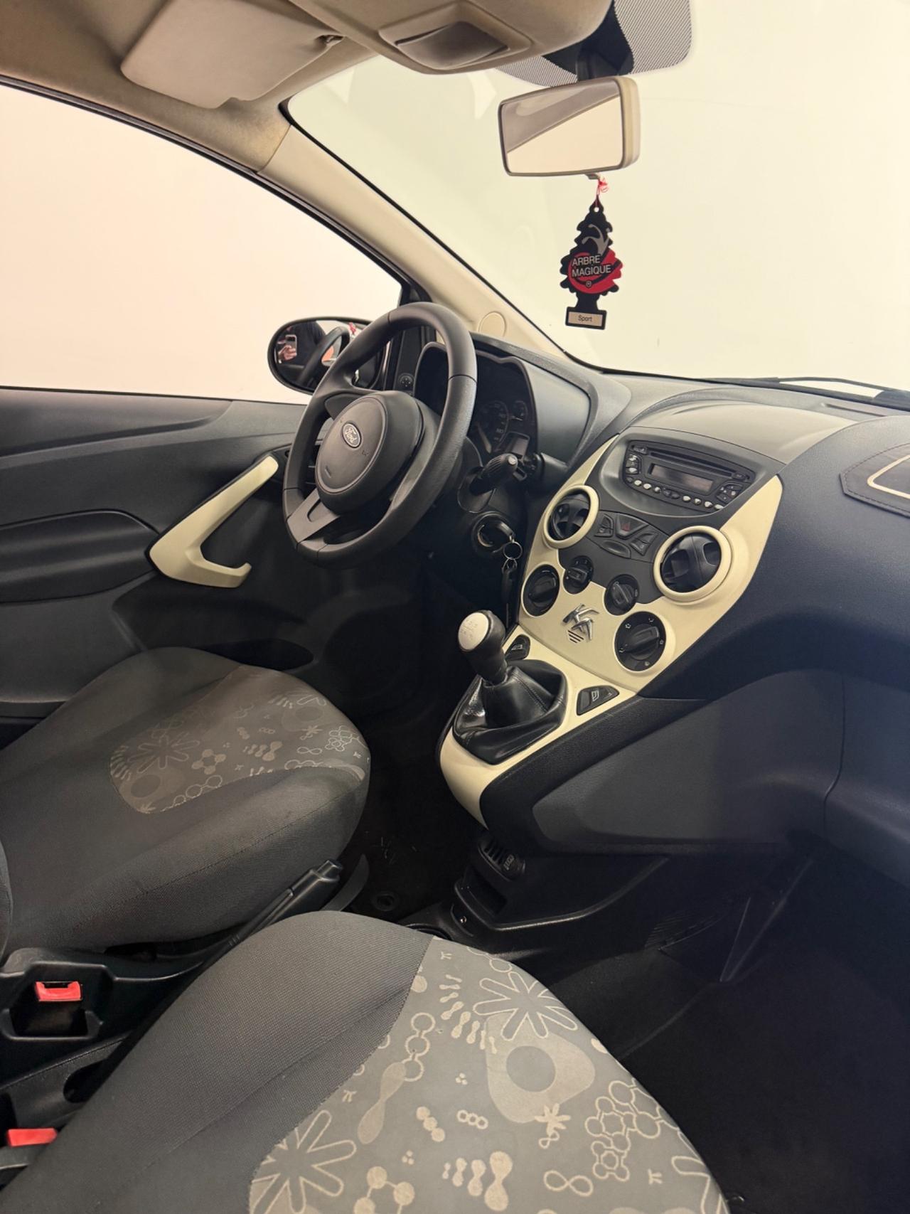 Ford Ka 1.3 TDCi 75CV Titanium