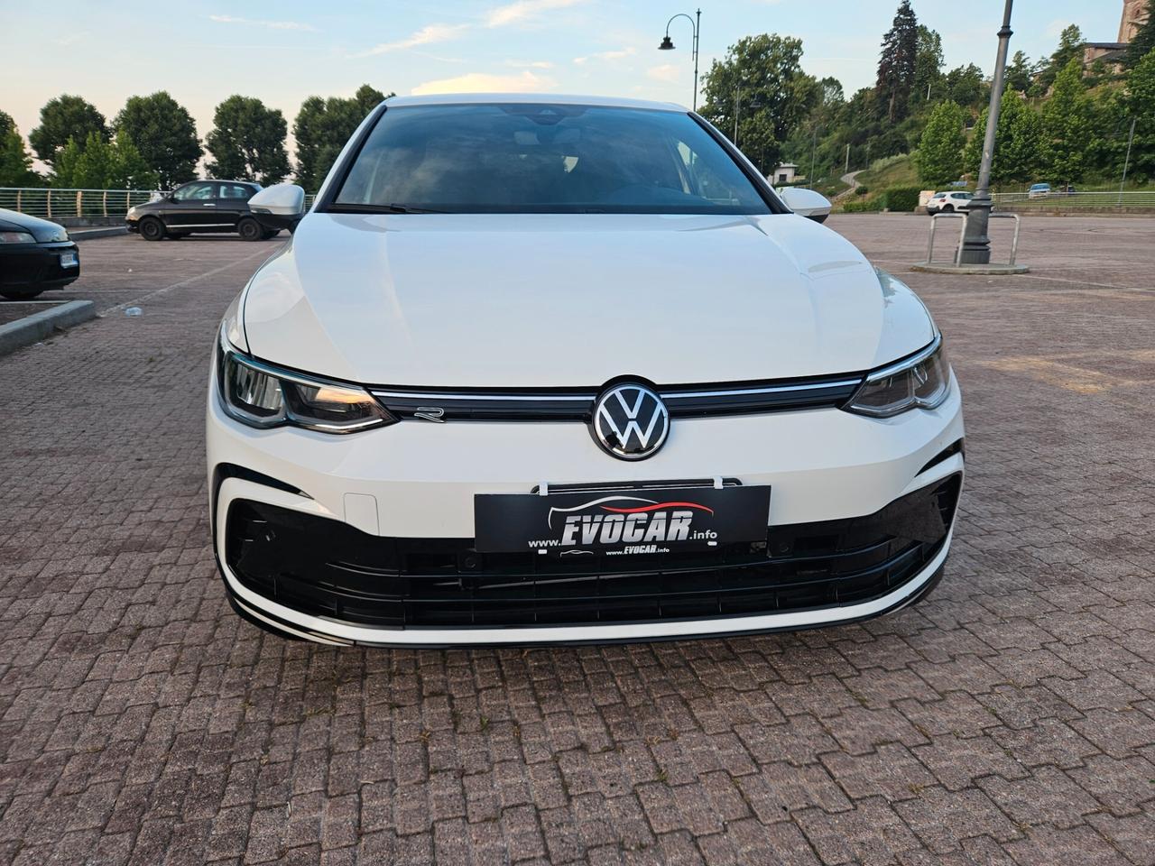 Golf 8 DSG R-Line hybrid PROMO USATO/SCAMBIO