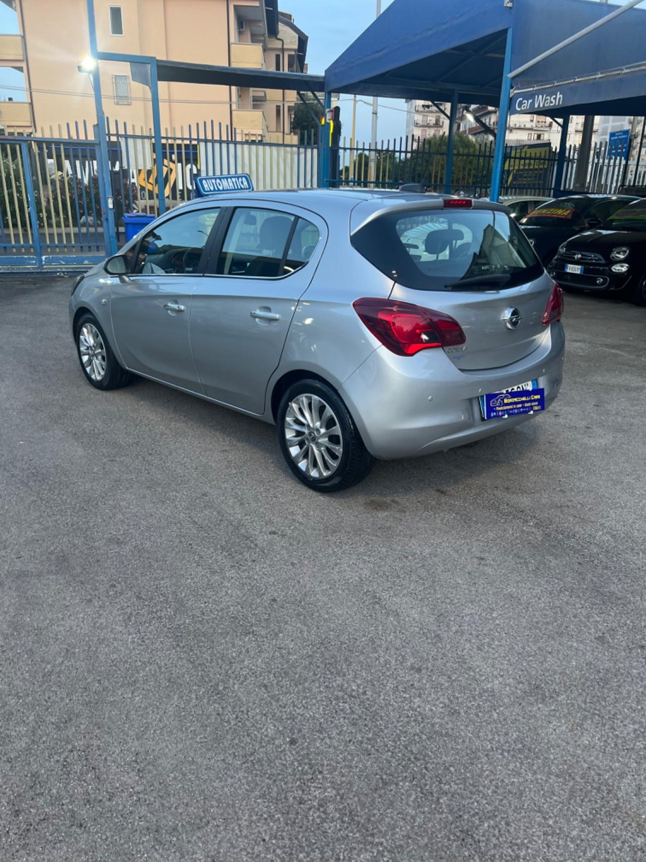 Opel Corsa 1.4 90CV GPL Tech 5 porte Advance