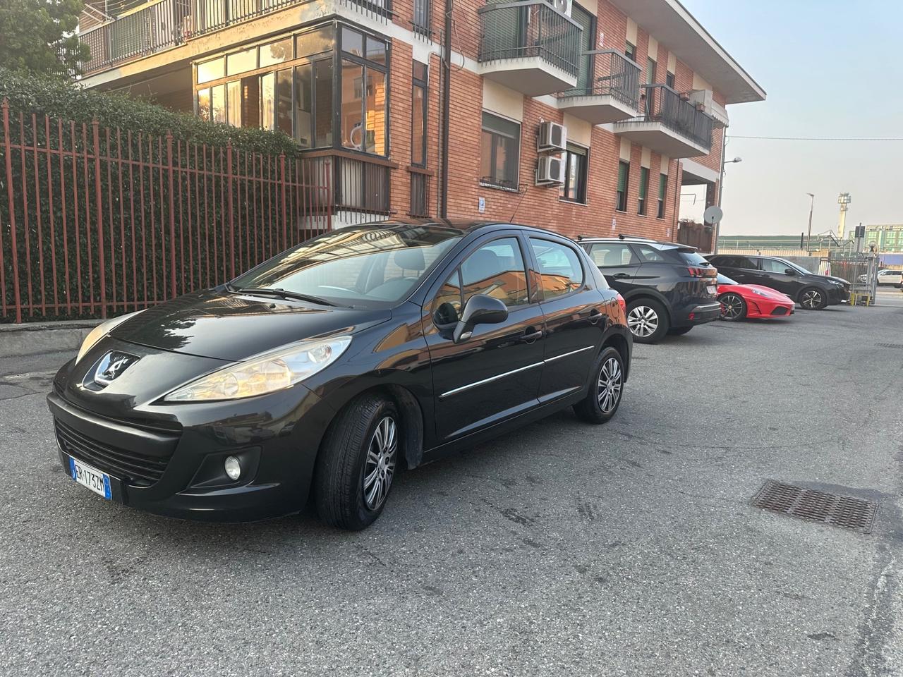 Peugeot 207 Plus 1.4 8V 75CV 5p. ECO GPL fino 2033
