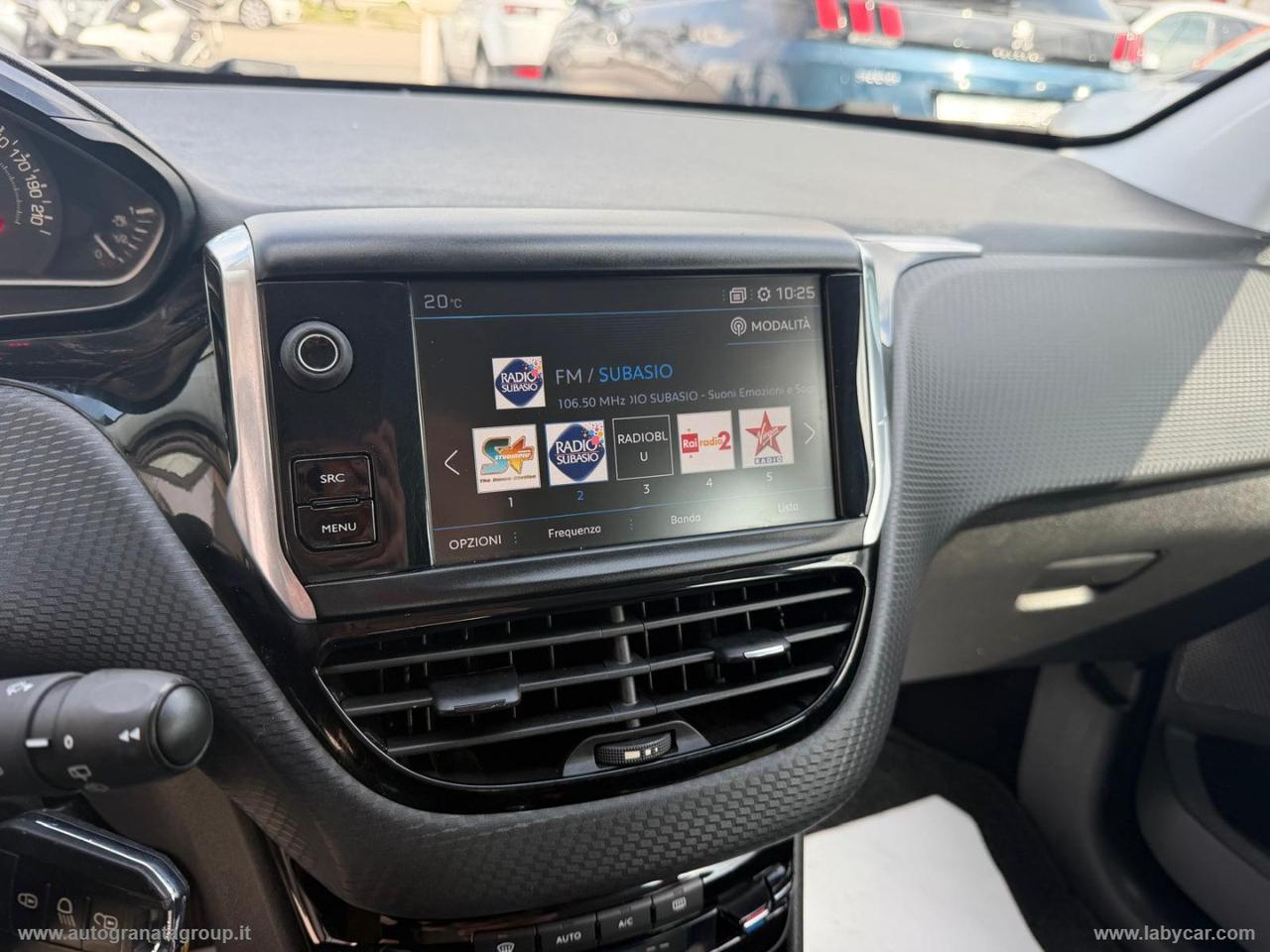 PEUGEOT 208 PureTech 82 5p. GPL Allure PERFETTA BLACK EDITION