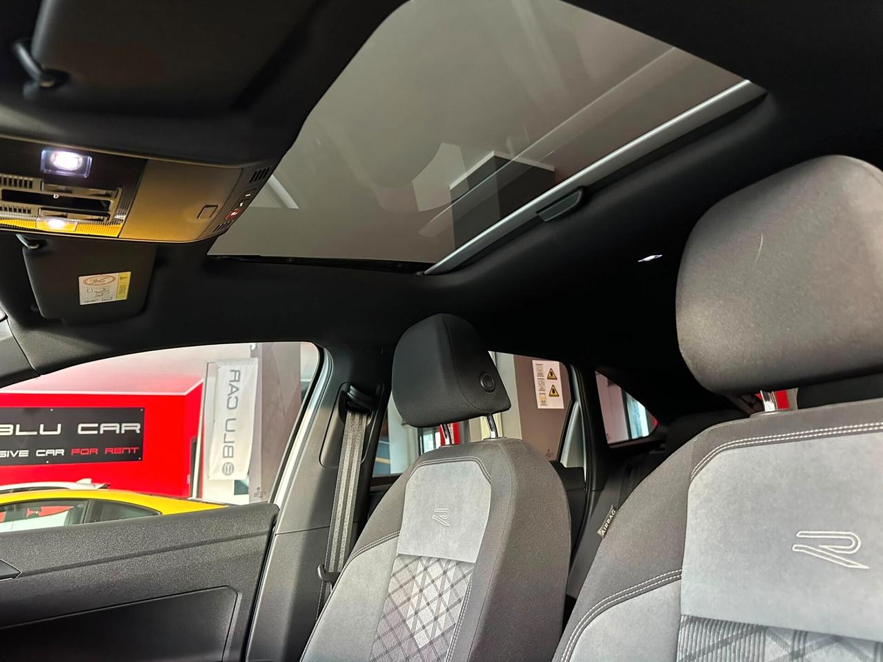 VOLKSWAGEN TAIGO 1.0TSI R-LINE TETTO APRIBILE