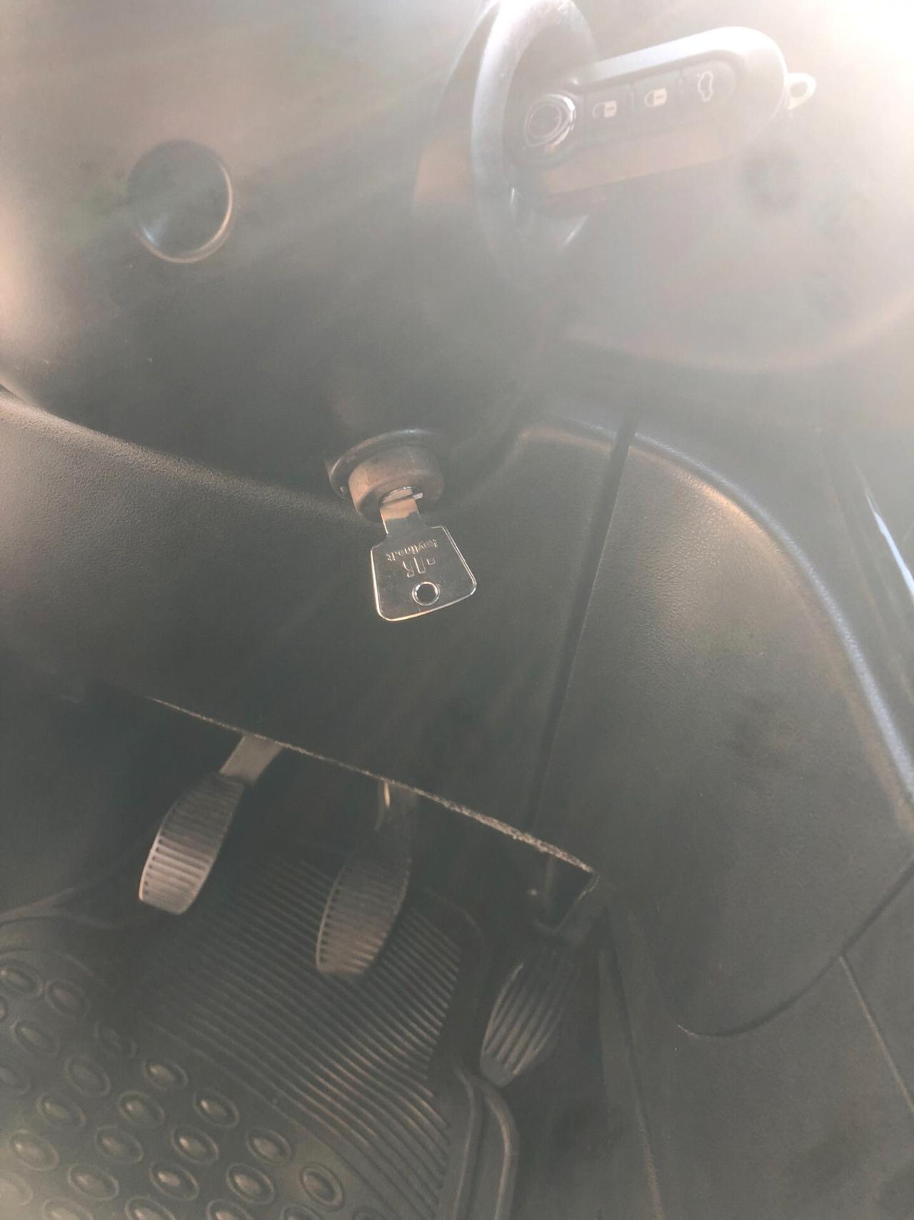 Lancia Ypsilon 0.9 TwinAir 85 CV 5 porte Metano Ecochic Platinum