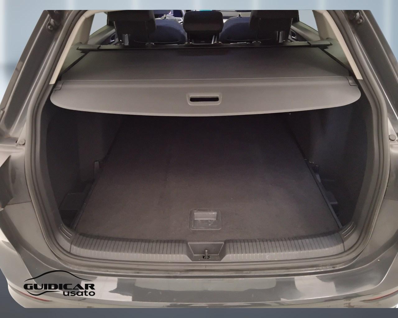 VOLKSWAGEN Golf VIII 2020 Variant - Golf Variant 2.0 tdi Life 115cv dsg