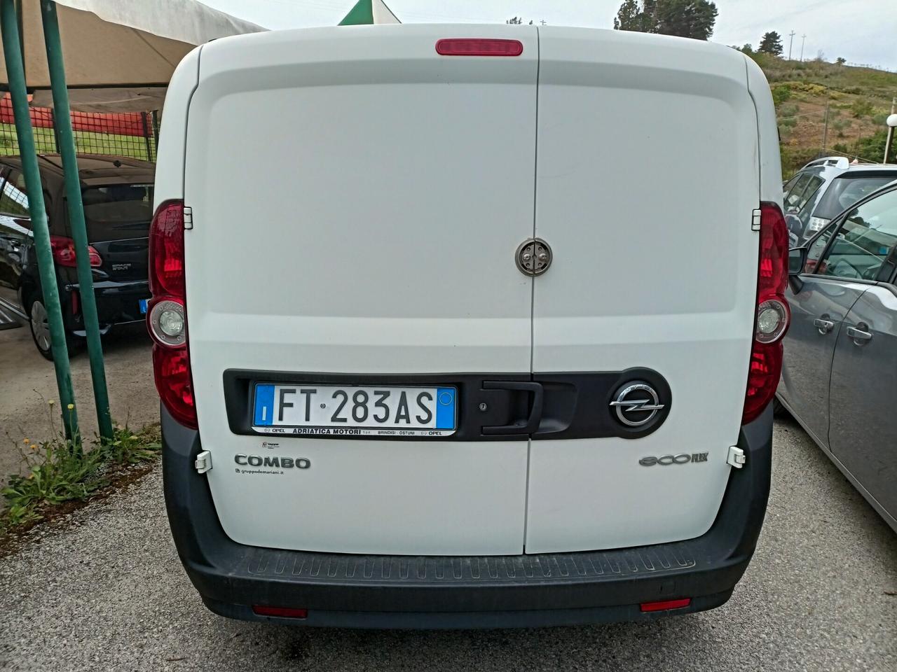 Opel Combo 1.3 CDTi 95CV BLITZ L1H1 750KG E6