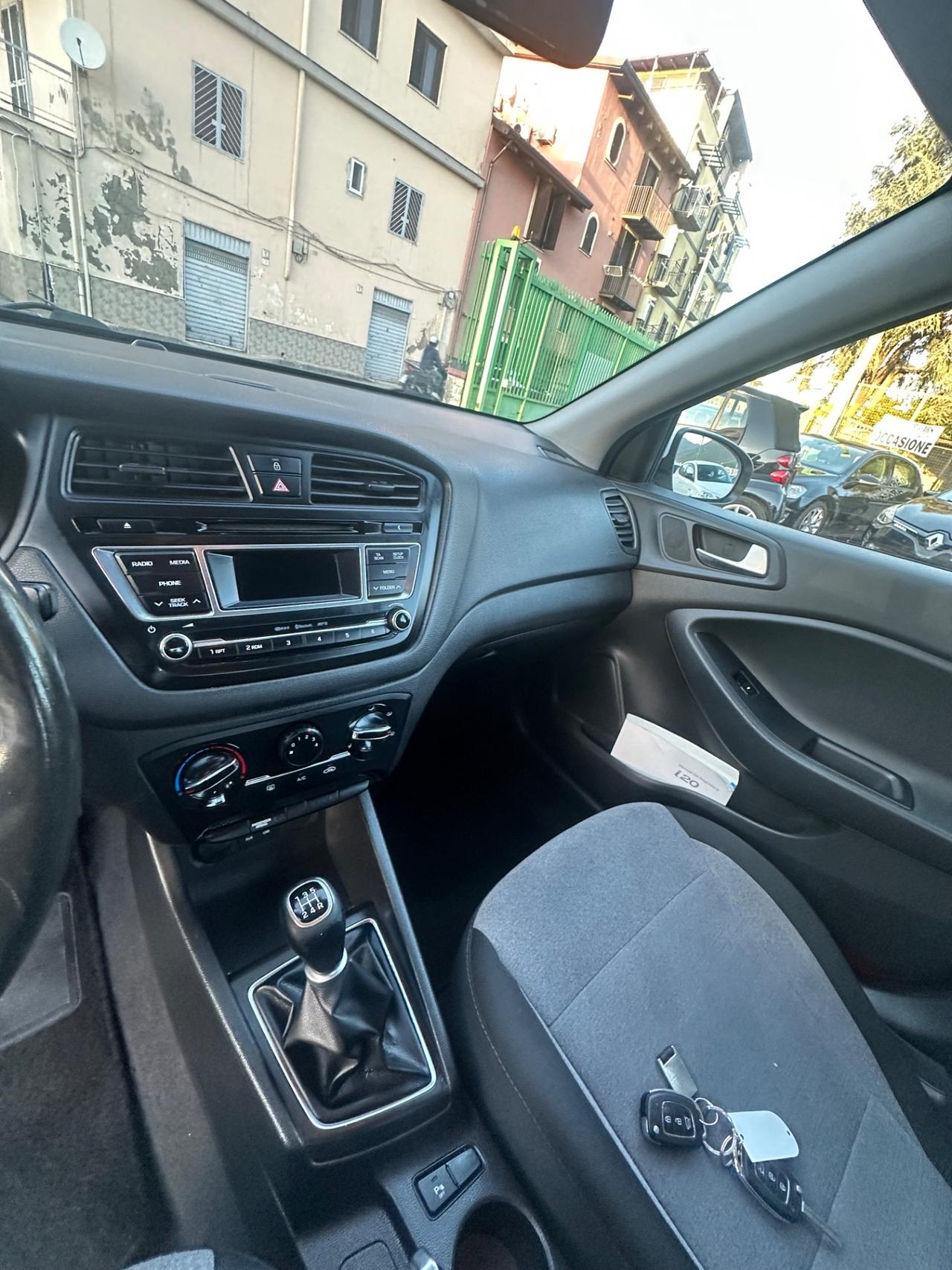 Hyundai i20 1.2 84 CV 5 porte Style