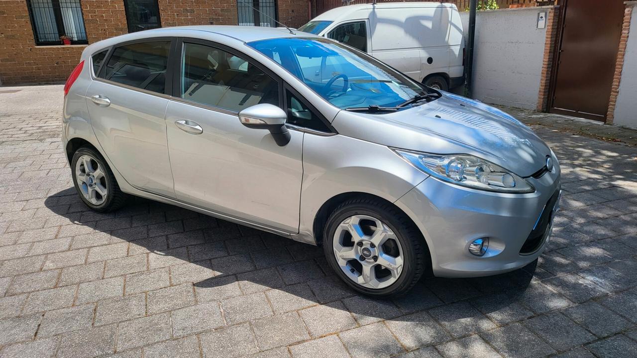 Ford Fiesta Fiesta+ 1.4 5 porte Bz.- GPL
