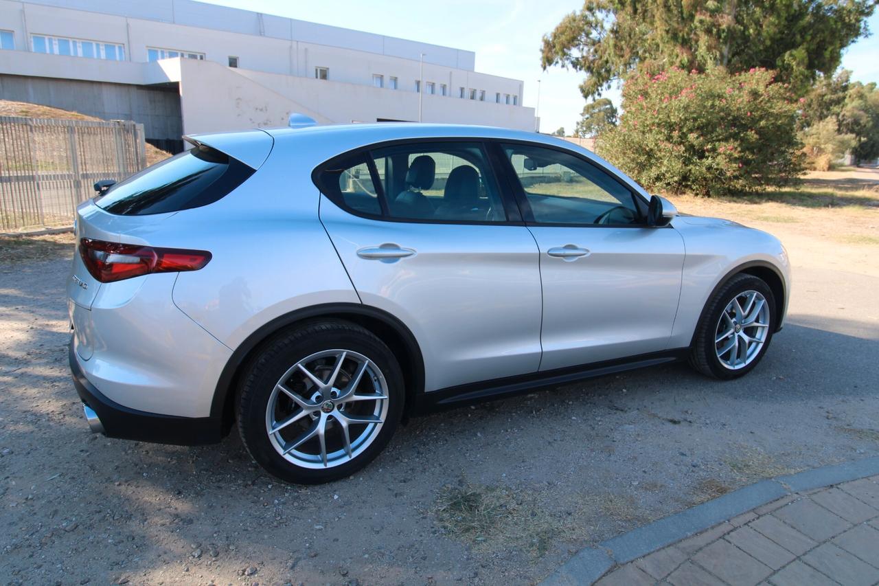 Alfa Romeo Stelvio 2.2 Turbodiesel 190 CV AT8 RWD Executive