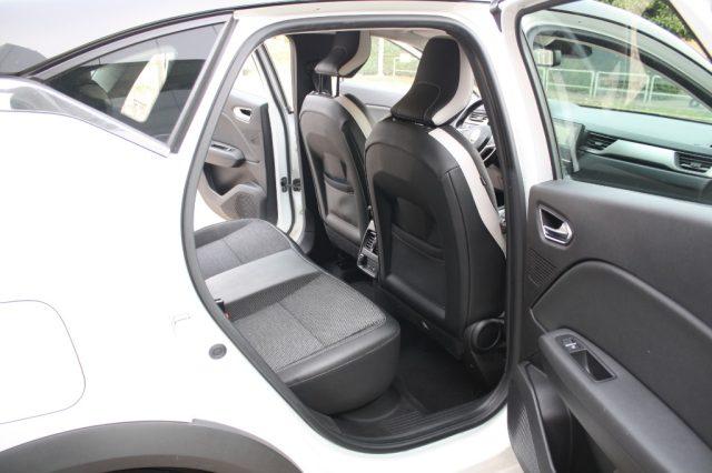 RENAULT Captur TCe 130 CV EDC FAP Initiale Paris