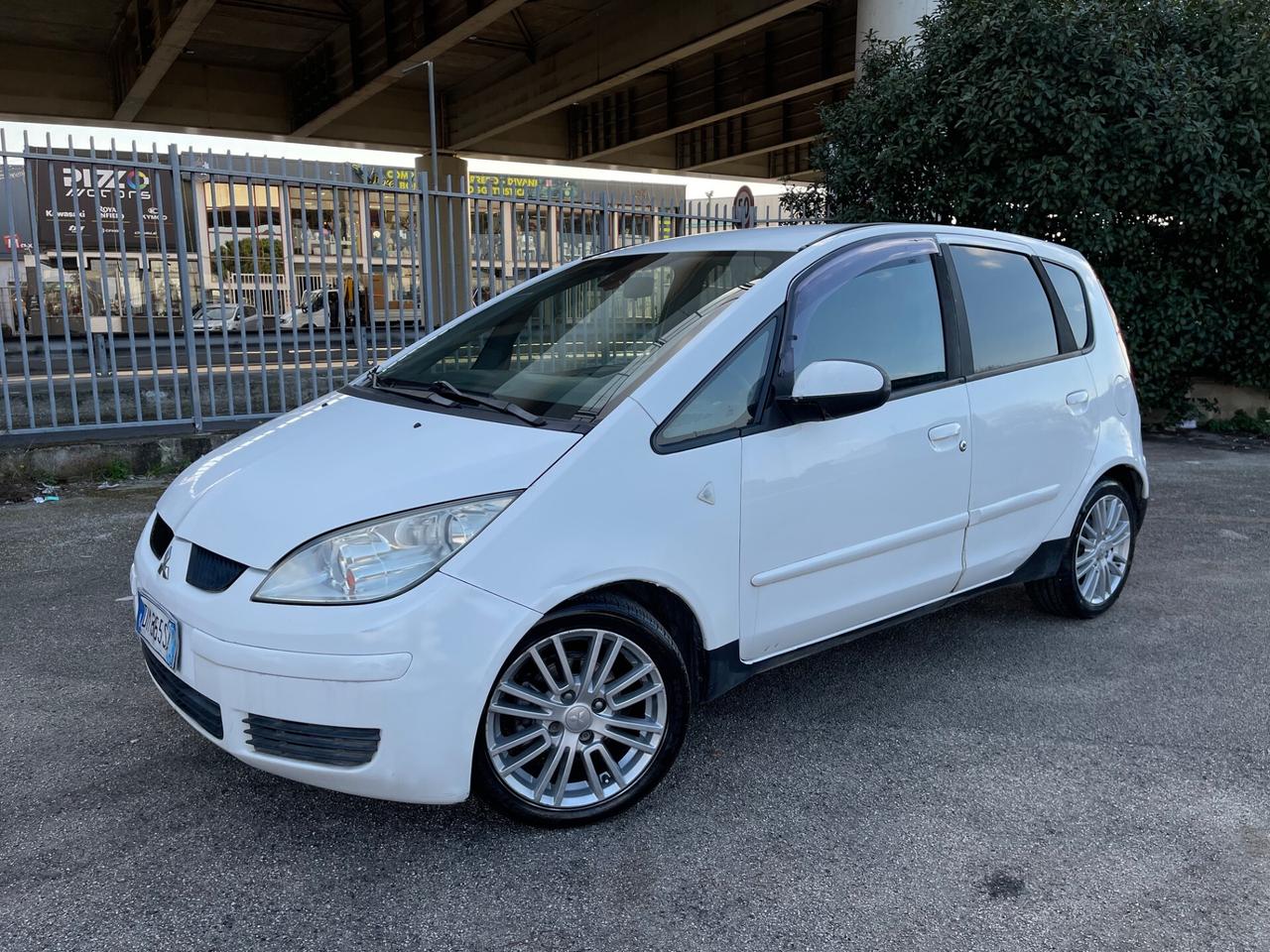 Mitsubishi Colt 1.3 16V 5p. Insport