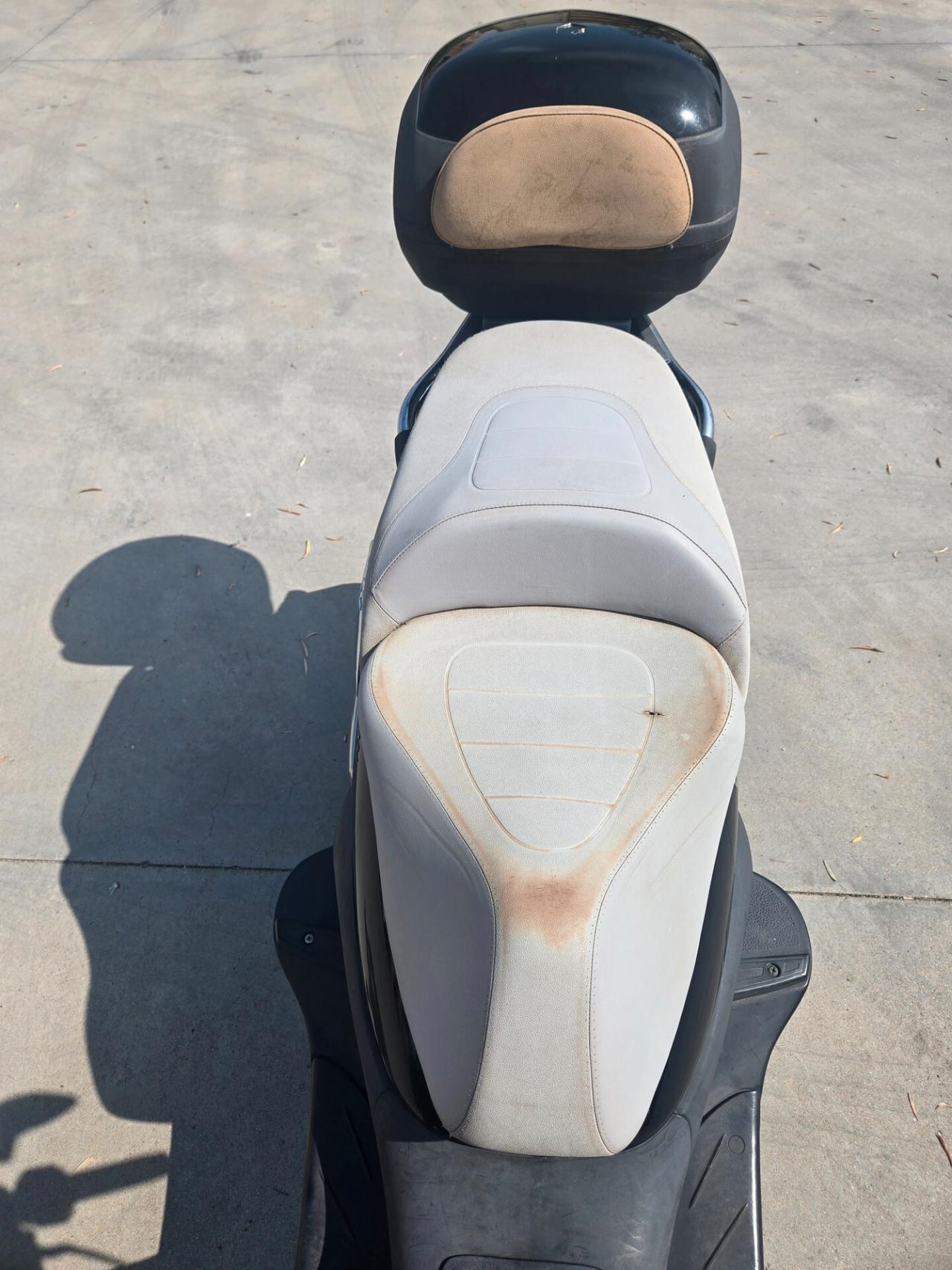 Piaggio Beverly Cruiser 500