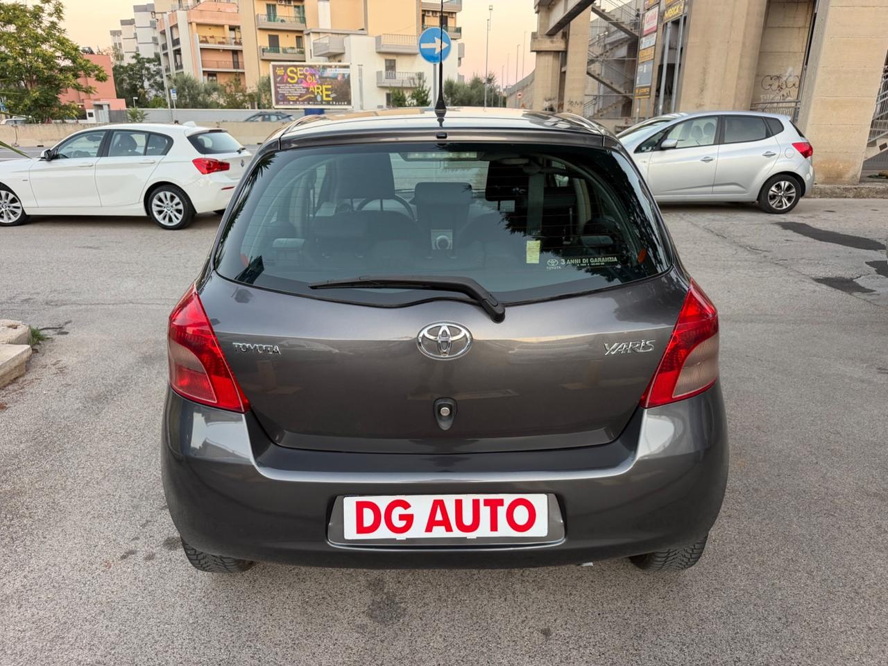 Toyota Yaris 1.3 benzina 87 cv 2008