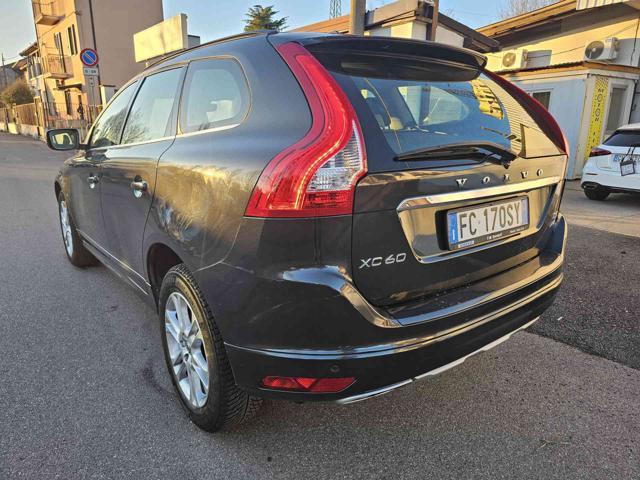 VOLVO XC60 D5 AWD Geartronic Kinetic