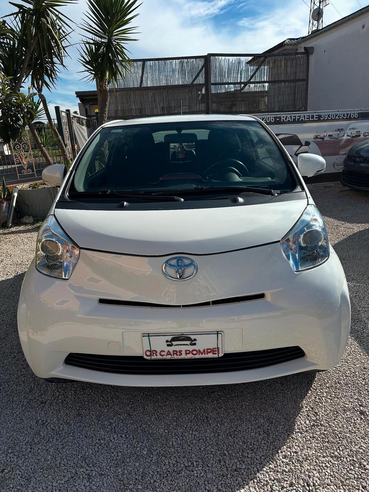 Toyota iQ 1.0 CVT Lounge