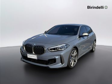 BMW Serie 1 (F40) - M 135i xDrive