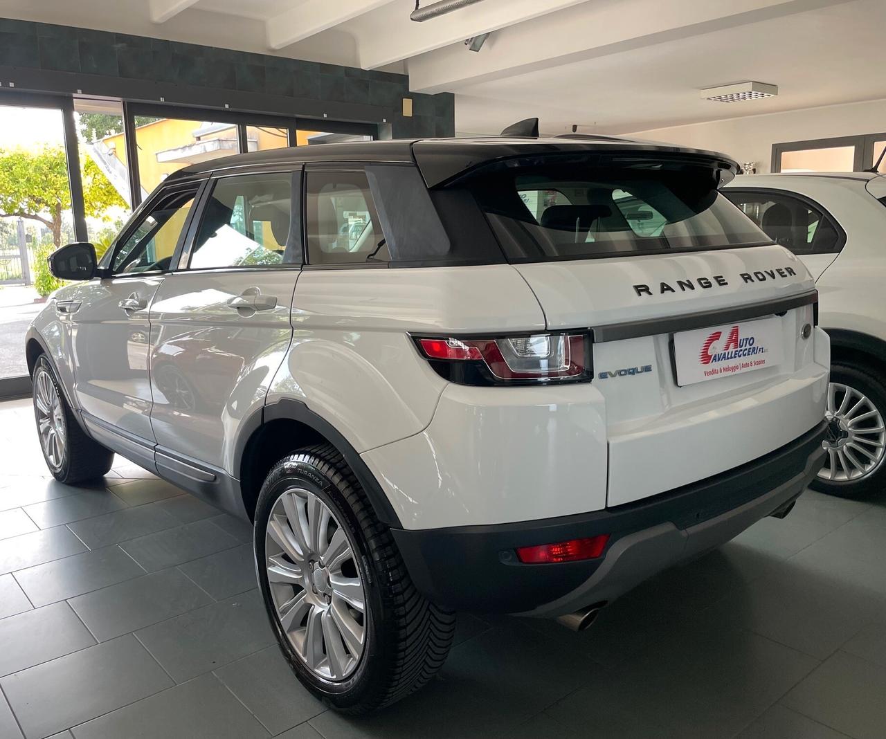 Land Rover Range Evoque 2.0 TD4 150 CV 5p. Pure