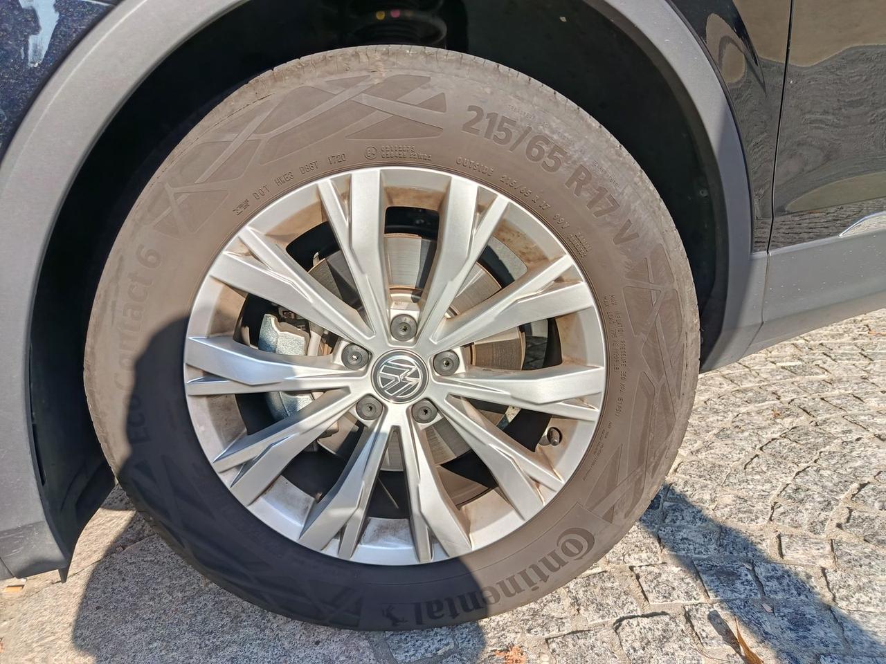 Volkswagen Tiguan Business 1.5 TSI #7809