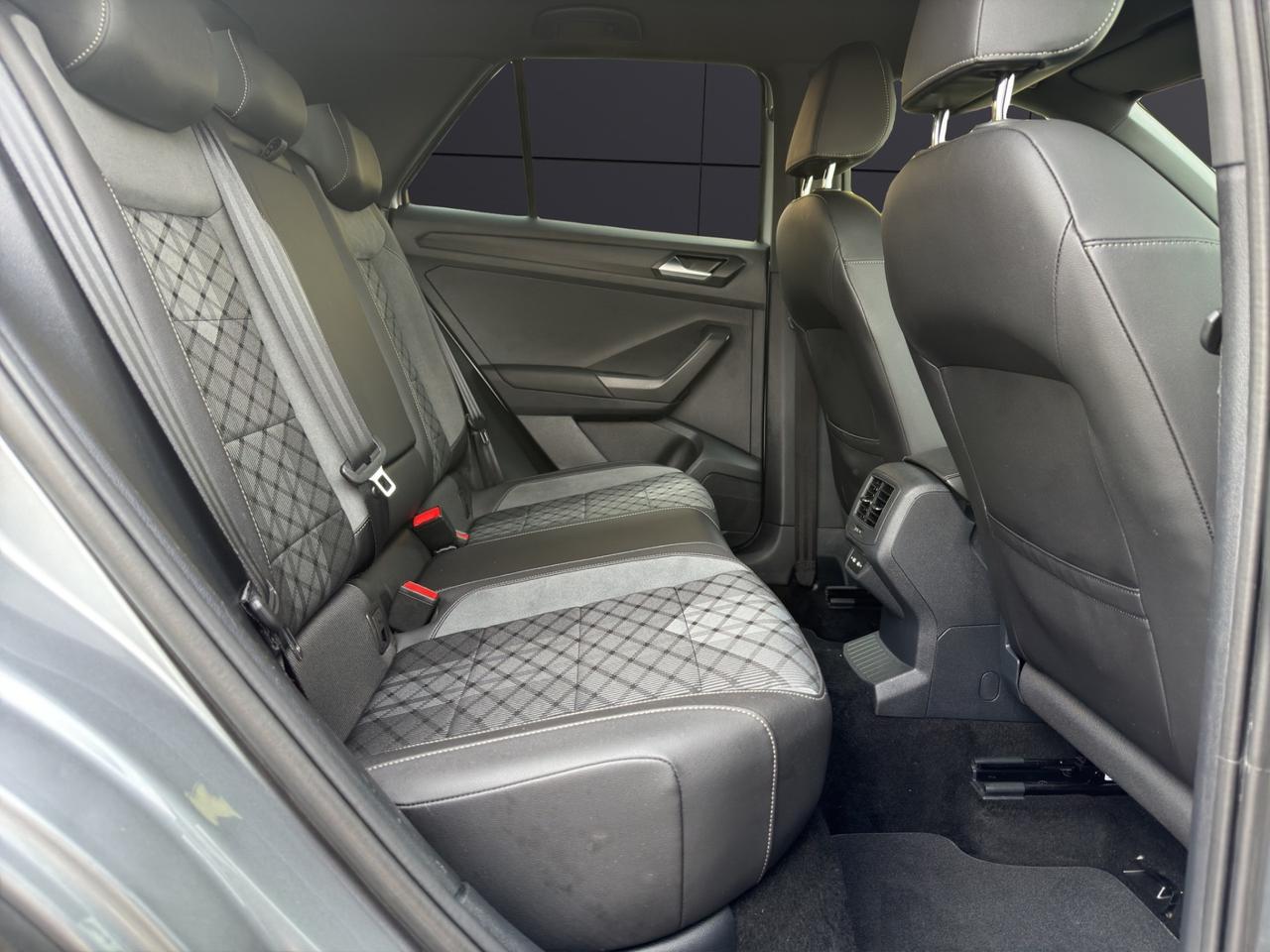 Volkswagen T-Roc 2.0 TDI SCR 150 CV DSG R-Line