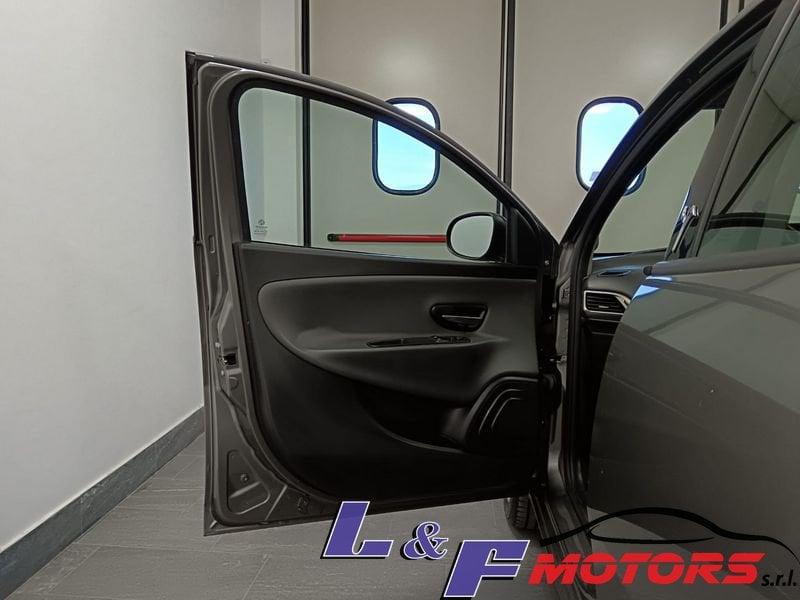 Lancia Ypsilon Ypsilon 1.2 69 CV 5 porte Gold