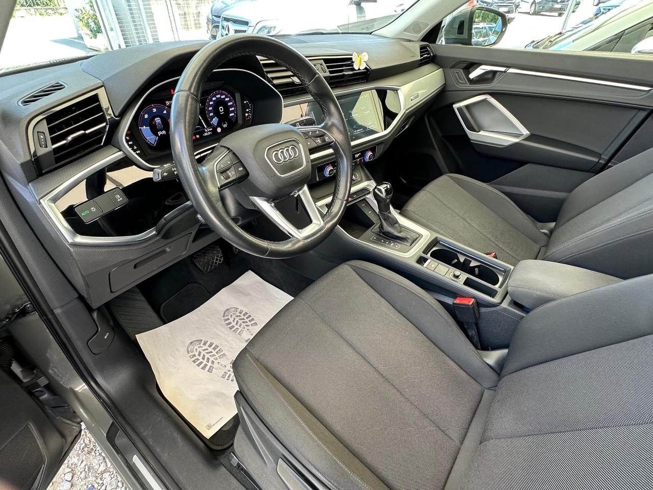 Audi Q3 35 TDI S tronic Business
