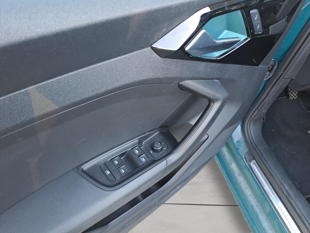 AUDI A1 2ª serie - A1 SPB 25 TFSI
