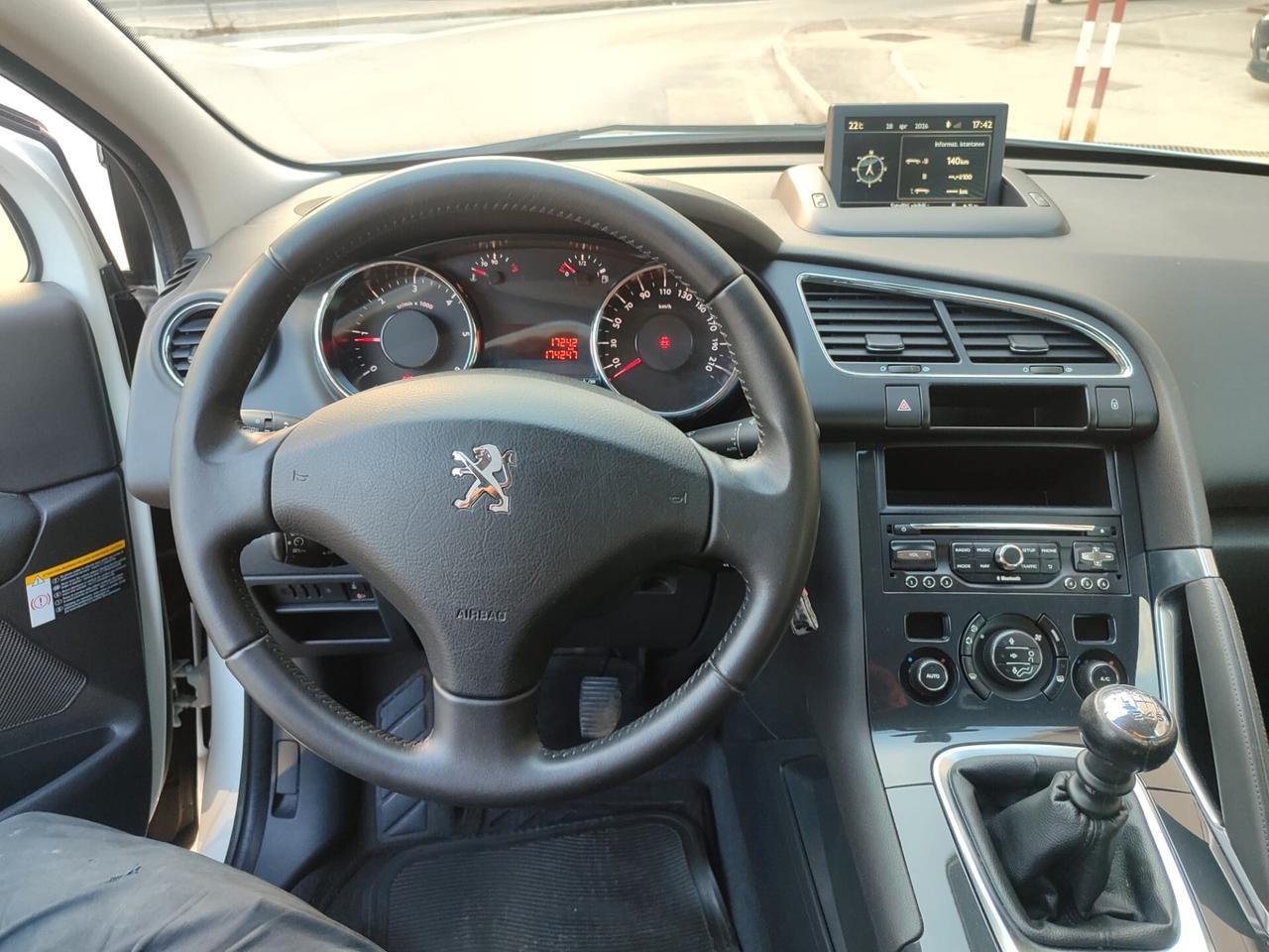 Peugeot 3008 1.6 HDi 115CV Active!!