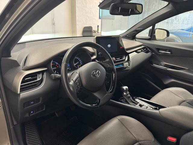 TOYOTA C-HR 2.0 Hybrid E-CVT Lounge