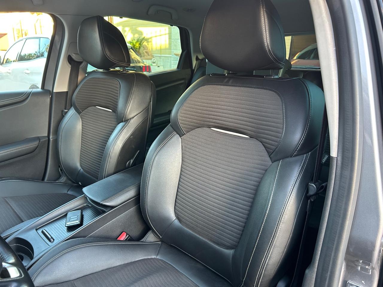 Renault Scenic Scénic dCi 8V 110 CV EDC Energy Intens