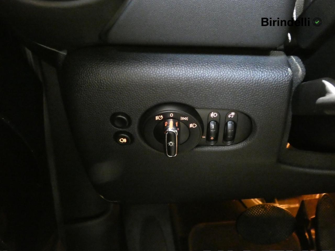 MINI Mini 5 porte (F55) - Mini 1.5 Cooper Classic 5 porte