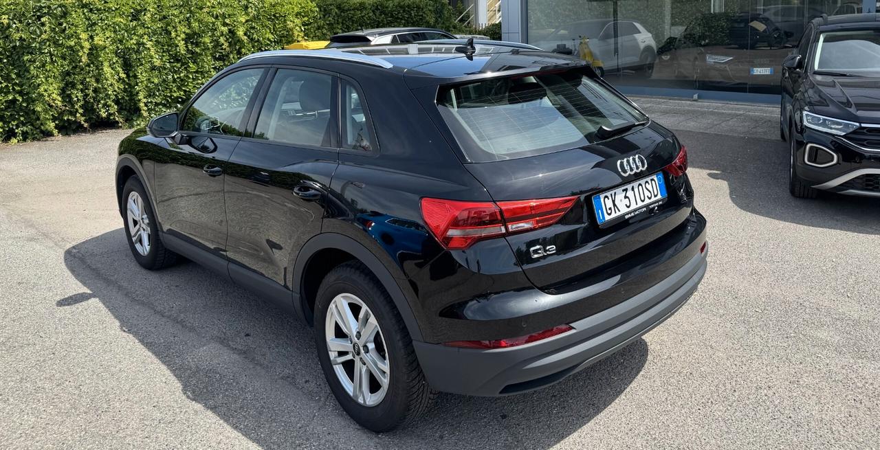 Audi Q3 35 2.0 tdi S Tronic / NO VINCOLI /