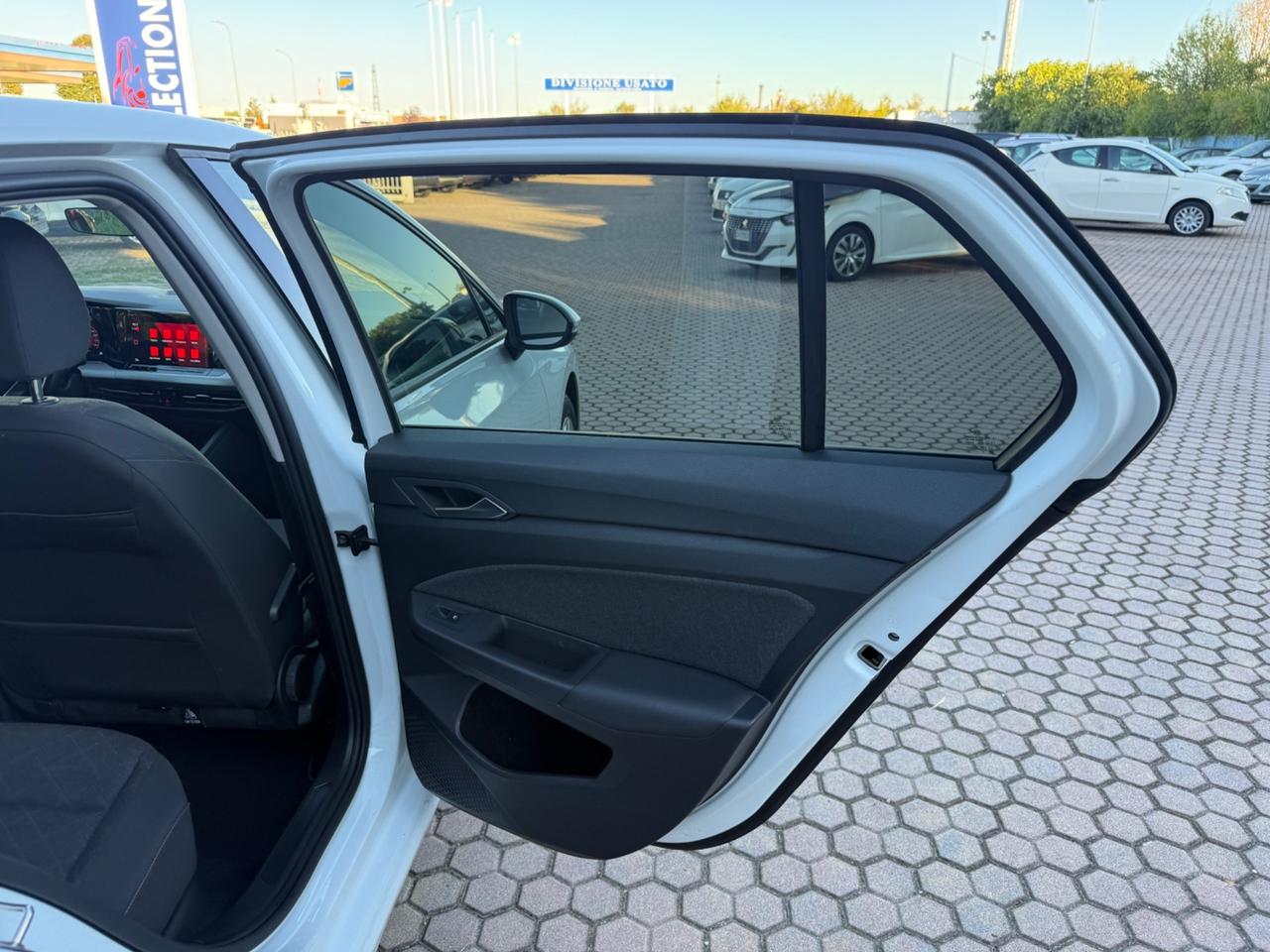 Golf 2.0 TDI DSG 115 CV SCR Life