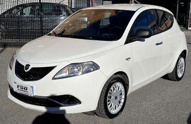 Lancia Ypsilon 1.2 69 CV 5 porte GPL Ecochic Gold