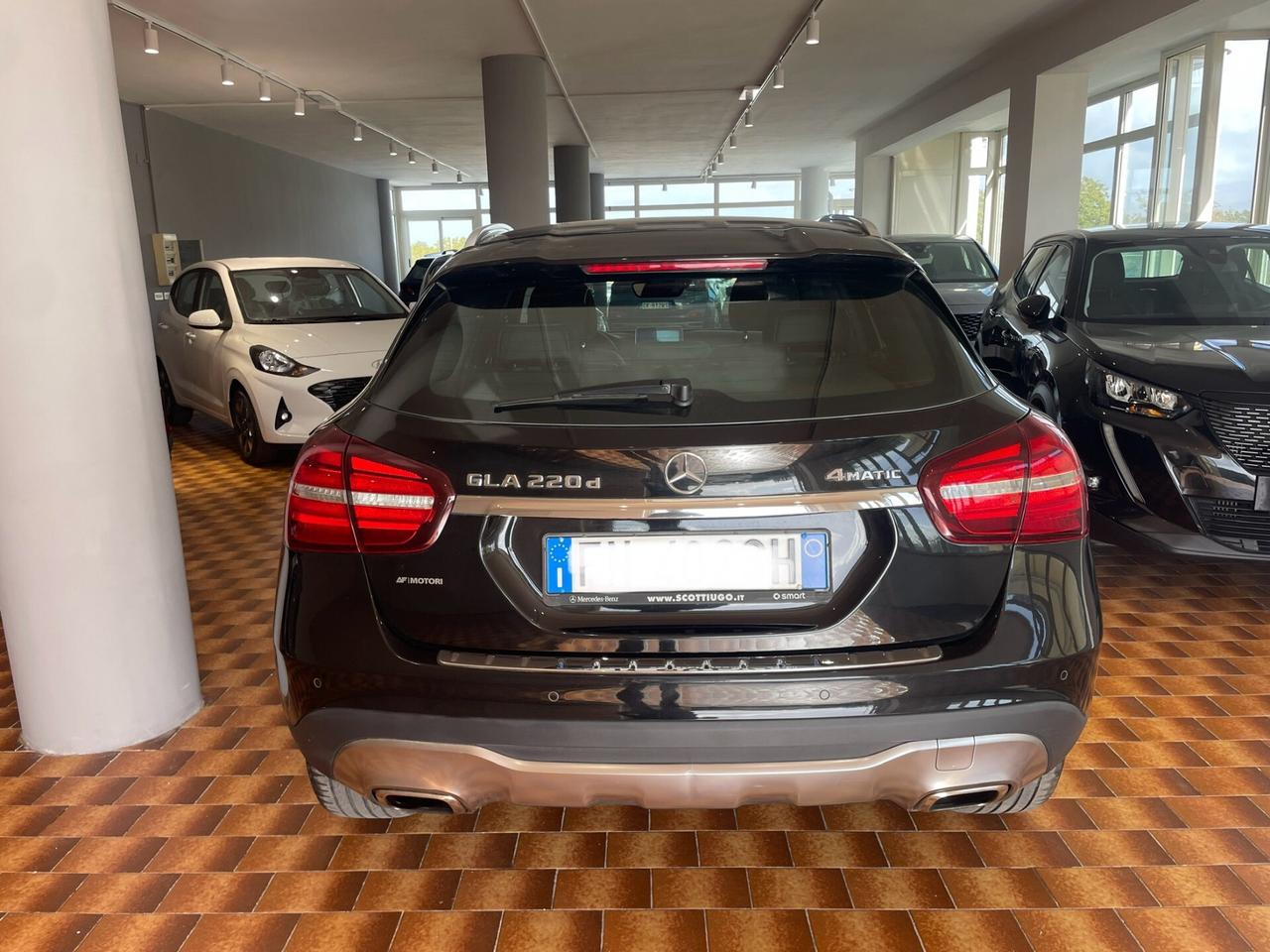 Mercedes-benz GLA 220 d Automatic 4Matic Sport Tetto apribile