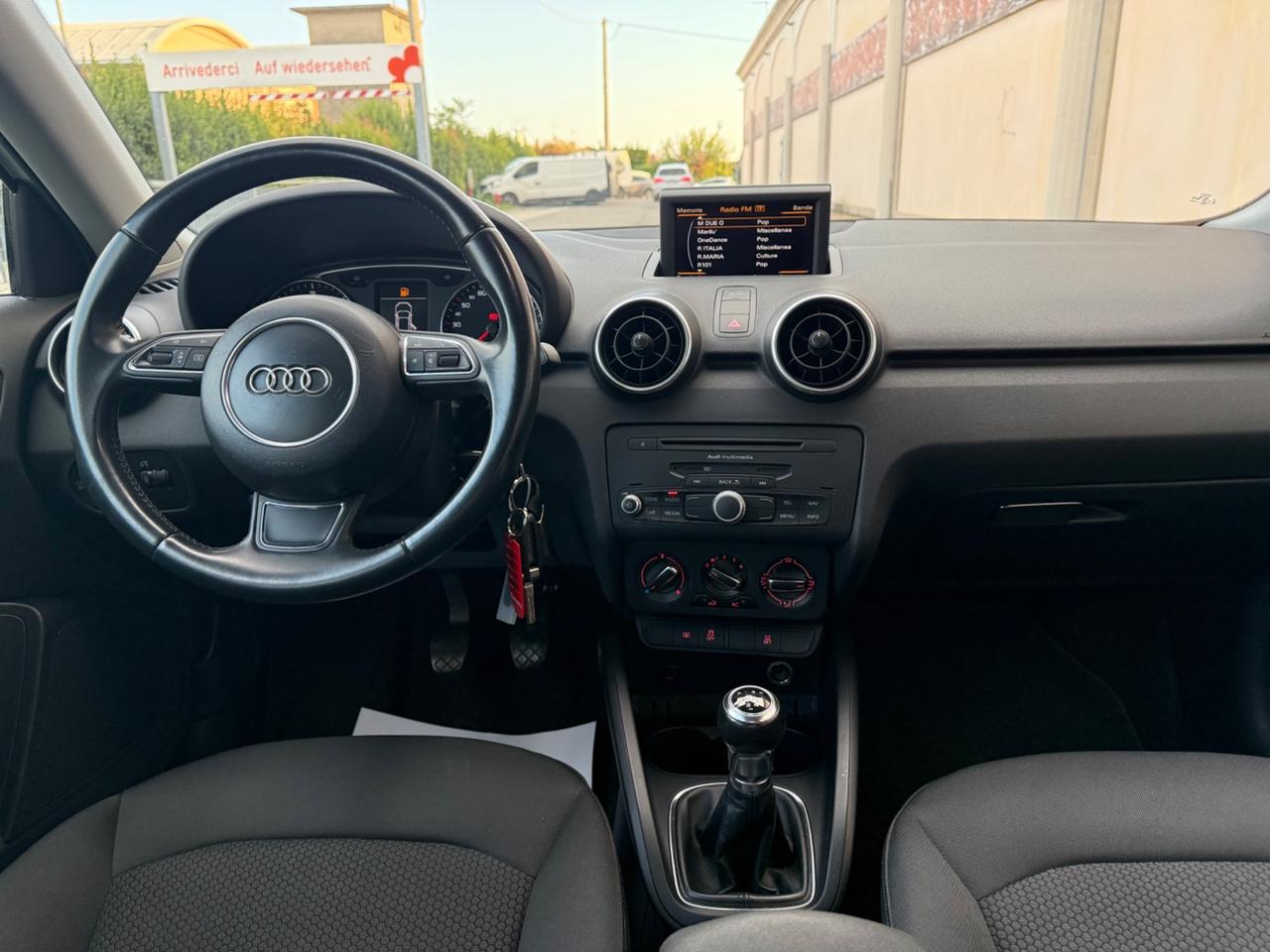 Audi A1 1.6 TDI S line edition