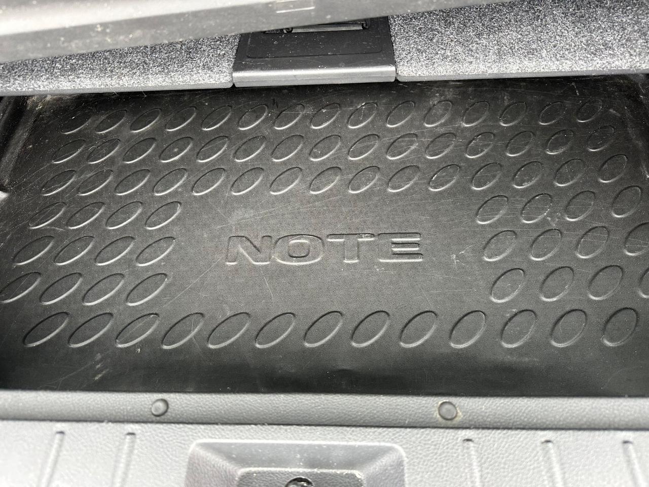 Nissan Note 2009 Restyling 1.4 88CV Acenta XFETTA