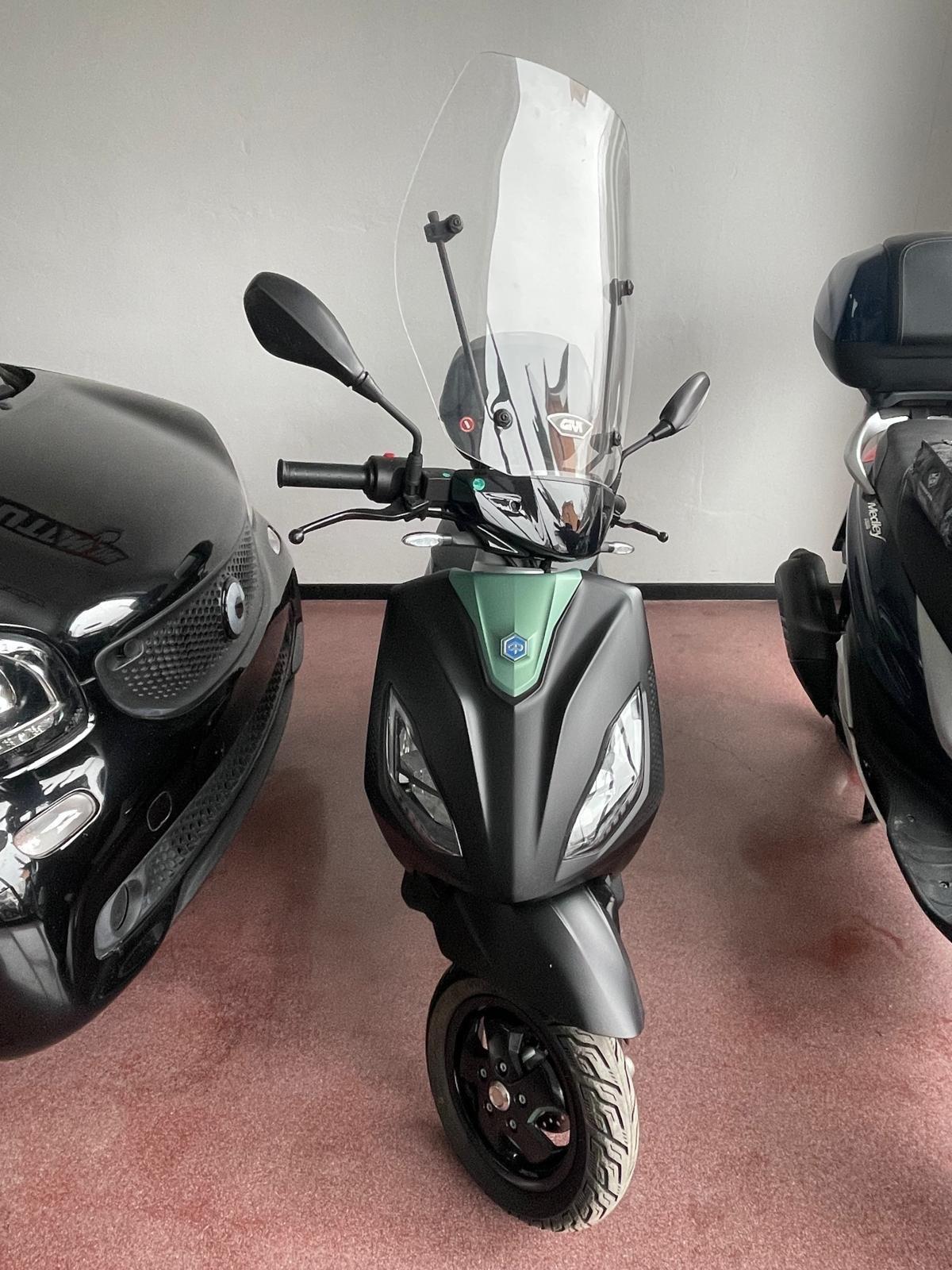 Piaggio 1