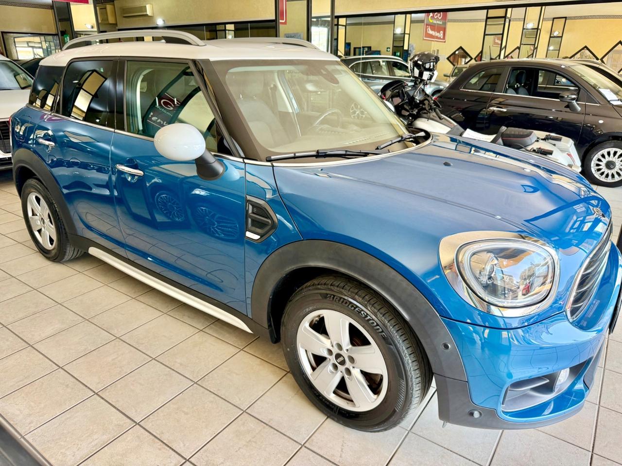 Mini Cooper D Countryman 2.0 Business Automatica