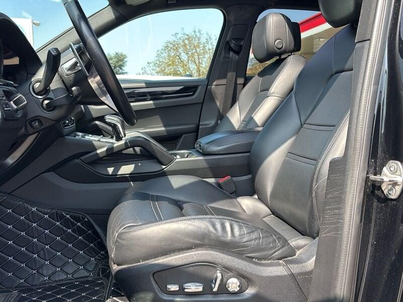Porsche Cayenne 3.0 V6 E-HYBRID TETTO APRIBILE