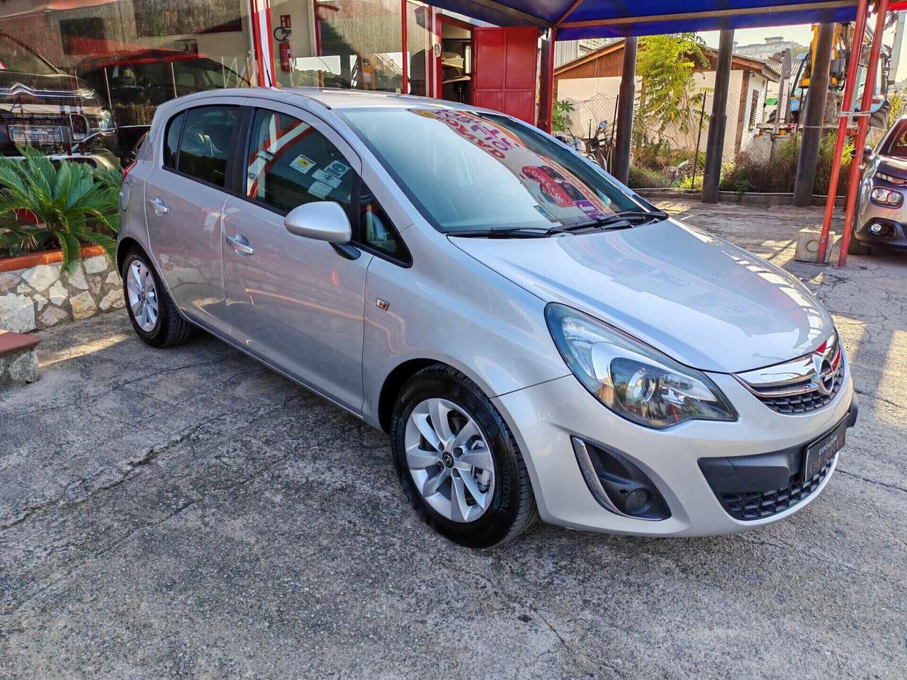 Opel Corsa 1.3 diesel 06/2014 Cv75 STRAFULL