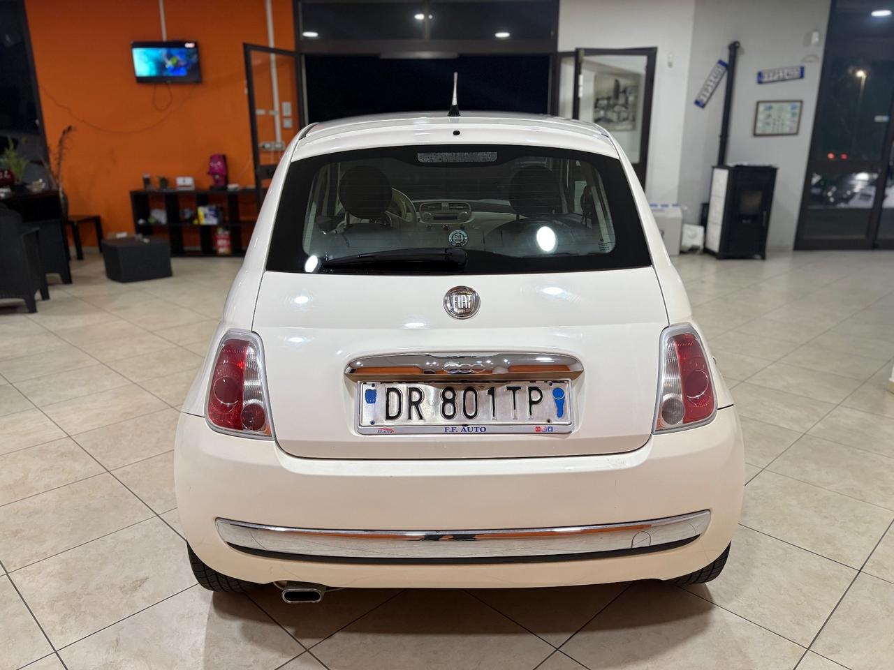 Fiat 500 1.2 69 cv gpl Lounge CAMBIO AUTOMATICO