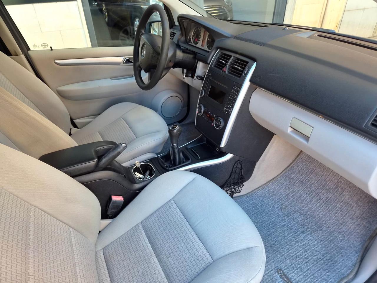 Mercedes-benz B 180 CDI Premium