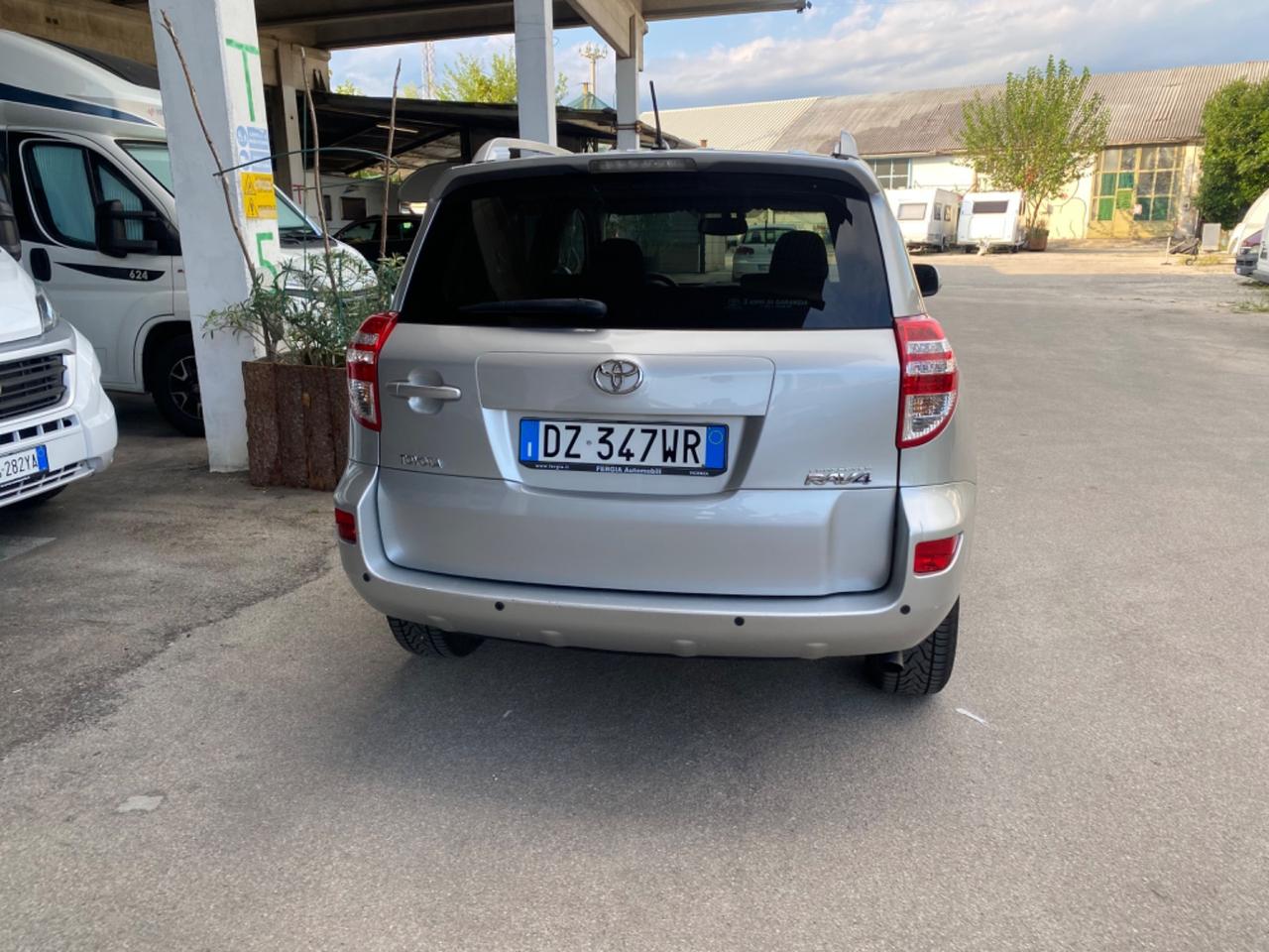 Toyota RAV 4 RAV4 2.2 D-Cat 177 CV Luxury