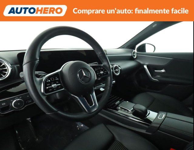 MERCEDES-BENZ A 180 Automatic Sport