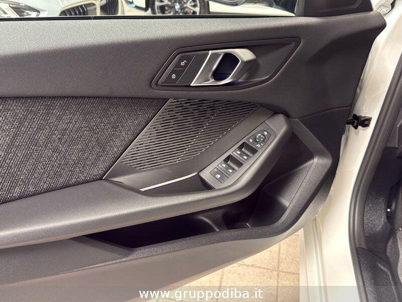 BMW Serie 1 F70 118d MSport Design auto