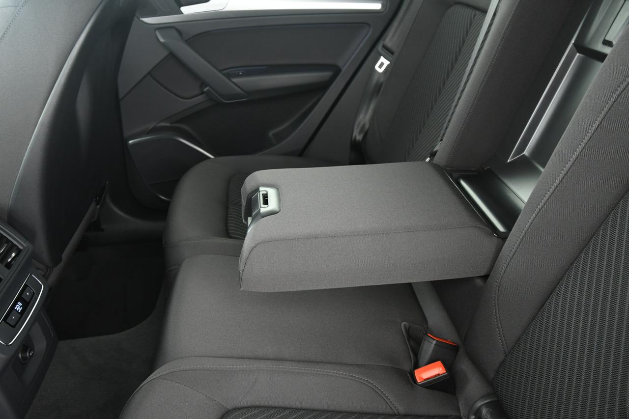 AUDI Q5 40 2.0 tdi mhev 12V Business Advanced quattro ACC+C19"